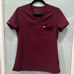 Figs Women's Slim Catarina Red Short Sleeve Scrub Technical Top Shirt Sz XS